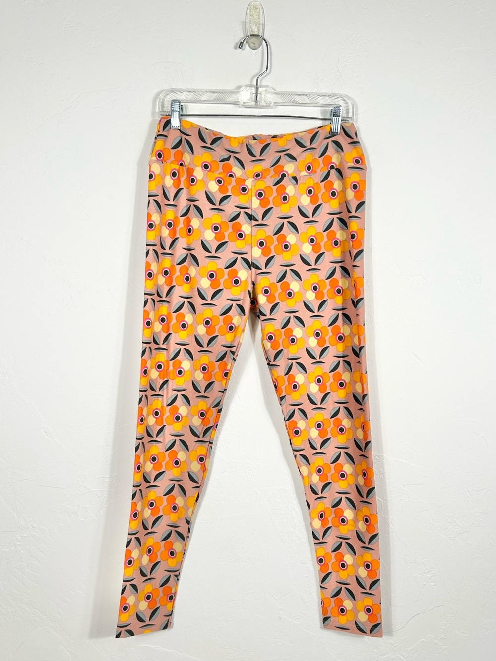 LuLaRoe TC Leggings Size Tall & Curvy Mod Retro Yellow Orange Flower Power